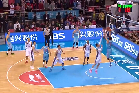 巴黎人报：普拉蒂尼起诉FIFA前高层，指控其发表对自己的指责（巴黎人报：普拉蒂尼起诉FIFA前高层，称其曾公开指责自己）