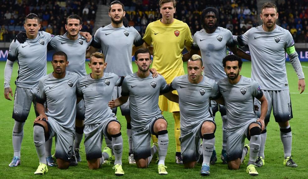 每体：特尔施特根在斯坦福桥现场观战，他接近回归球队合练（每体：特尔施特根现身斯坦福桥观赛，临近回归球队合练）