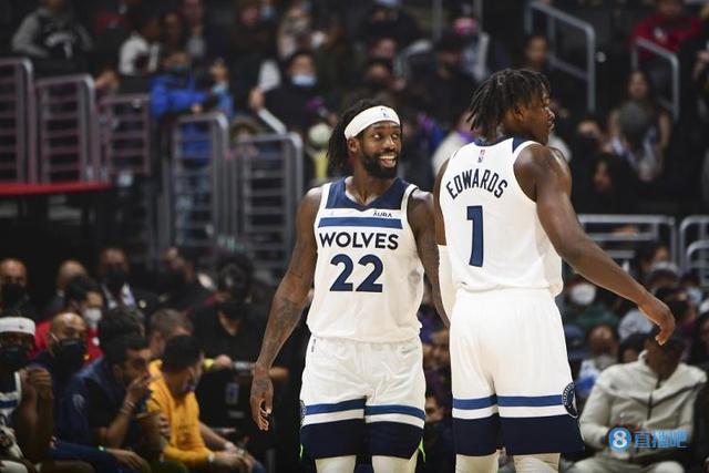 巴尔韦德：目前不会考虑让尼科进行手术治疗（巴尔韦德：暂不考虑让尼科动手术）