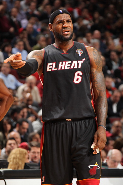 NBA新秀观察：状元秀首场表现,（NBA新秀速览：状元首秀表现一览）