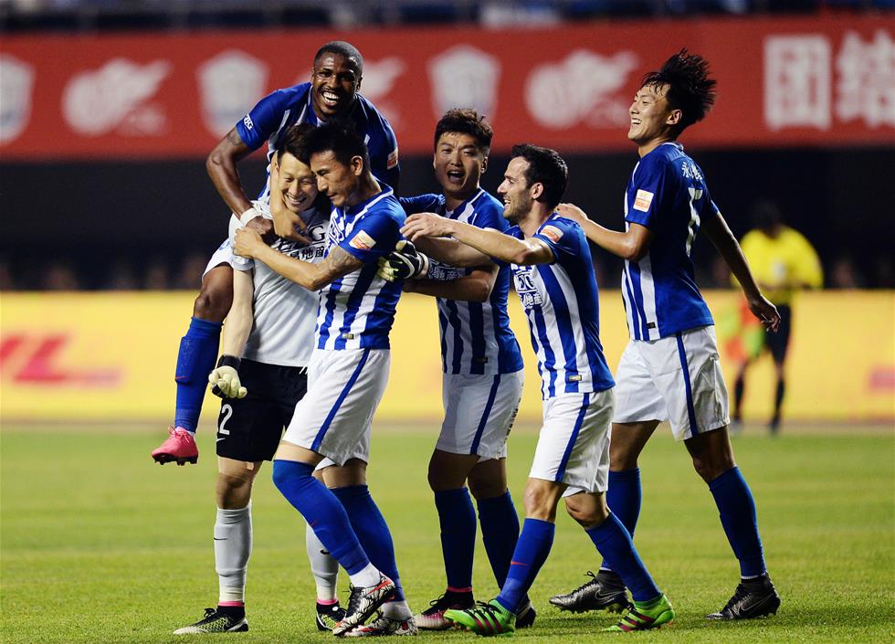 记录报：中国与日本的俱乐部关注葡超中场林肯；身价350万欧（《记录报》：中日多家俱乐部有意葡超中场林肯，估值约350万欧元）