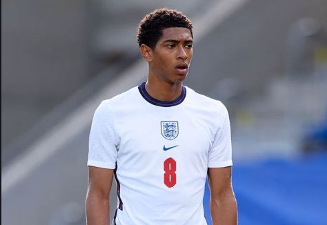 16队参与的乌兹别克斯坦超：中亚规模最大的顶级足球联赛（乌兹别克斯坦超级联赛：16支球队角逐，中亚最大的顶级足球赛事）