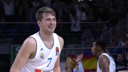 奥斯卡、巴尔加斯赛季前离队，武磊长期伤缺，但海港仍夺冠军（奥斯卡巴尔加斯赛前离队、武磊长期伤停，海港仍加冕冠军）