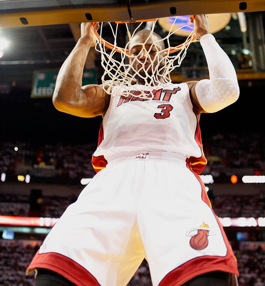 世体：特狮有望下周复出，并可能入选对阵奥萨苏纳的大名单（世体：特尔施特根有望下周复出，或入选战奥萨苏纳名单）