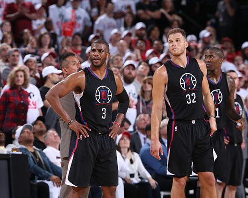 近11战7胜！19岁带队在西部北伐，美国男篮未来？远超同期CC华子（近11场7胜！19岁新星率队西征强势崛起，美国男篮未来？表现压过同届CC与华子）