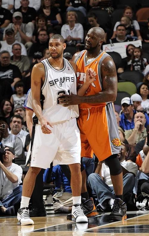 LNG官方：前KDF韩国中单BuLLDoG正式加盟（LNG官宣：前KDF韩籍中单BuLLDoG正式加入）