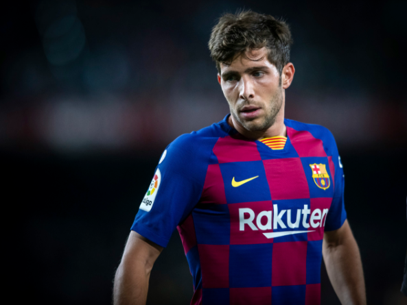 湖人詹姆斯关键三分锁定胜利（詹姆斯命中致胜三分，湖人锁定胜局）