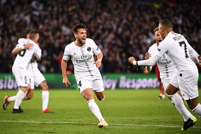 不差钱，阿联酋足协提供5架专机拉球迷去客场看世预赛（阿联酋足协豪气包机，5架专机送球迷赴客场看世预赛）