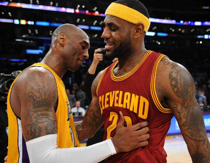 贝尔：最喜欢进球是欧冠决赛倒钩；我当评论员不是为了上头条（贝尔直言最难忘进球是欧冠决赛倒钩：当评论员并非为博头条）